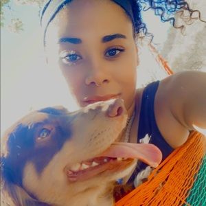 Meet your Posher, Janet